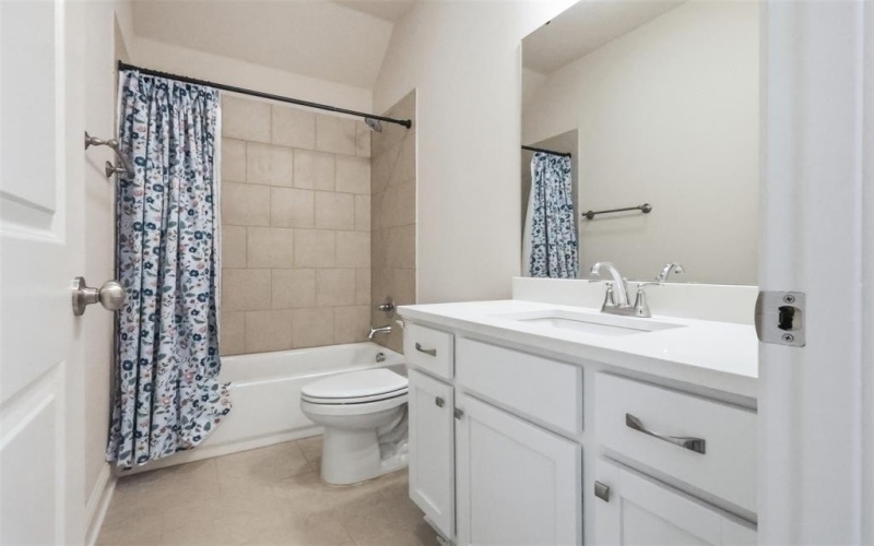 209 Cullom Drive, Bossier City, LA 71112, 3 Bedrooms Bedrooms, ,2 BathroomsBathrooms,Residential,For Sale,209 Cullom Drive,0,21118708