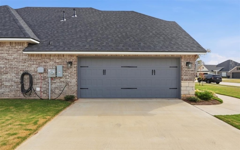 209 Cullom Drive, Bossier City, LA 71112, 3 Bedrooms Bedrooms, ,2 BathroomsBathrooms,Residential,For Sale,209 Cullom Drive,0,21118708