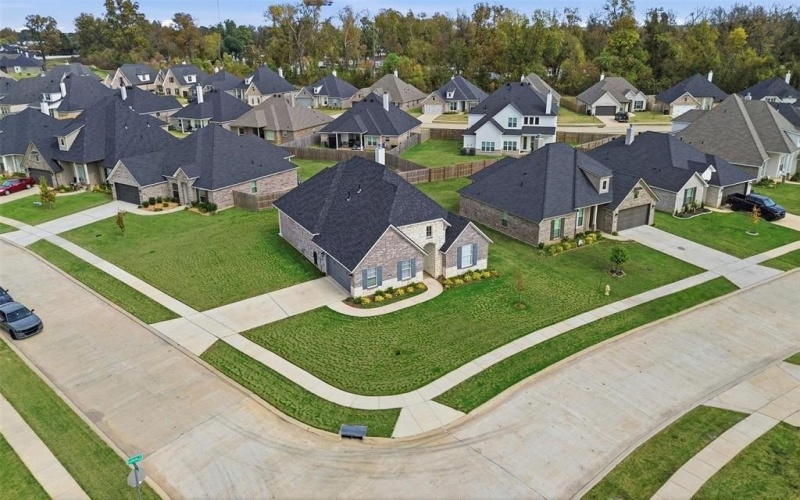 209 Cullom Drive, Bossier City, LA 71112, 3 Bedrooms Bedrooms, ,2 BathroomsBathrooms,Residential,For Sale,209 Cullom Drive,0,21118708