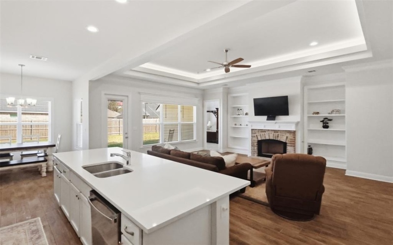 209 Cullom Drive, Bossier City, LA 71112, 3 Bedrooms Bedrooms, ,2 BathroomsBathrooms,Residential,For Sale,209 Cullom Drive,0,21118708