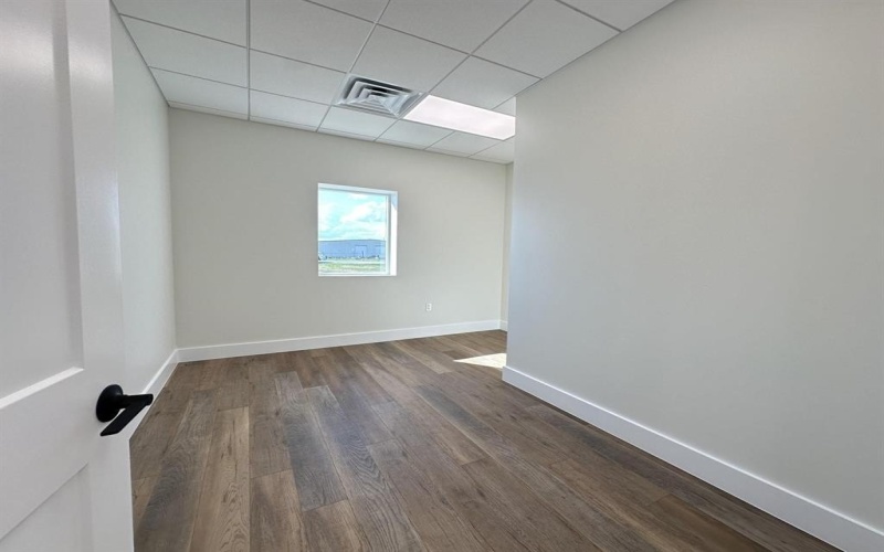 1704 Westaire Drive, Gainesville, TX 76240, ,Otro,En Venta,1704 Westaire Drive,0,21118743