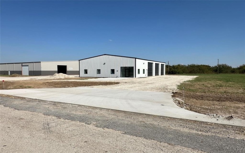 1704 Westaire Drive, Gainesville, TX 76240, ,Otro,En Venta,1704 Westaire Drive,0,21118743