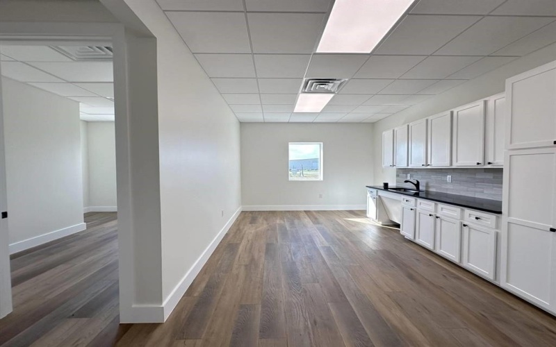 1704 Westaire Drive, Gainesville, TX 76240, ,Otro,En Venta,1704 Westaire Drive,0,21118743