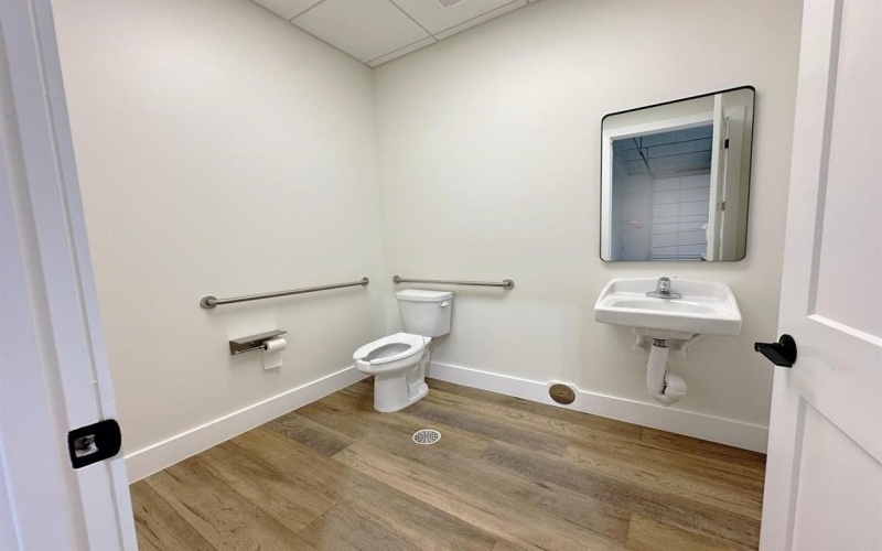 1704 Westaire Drive, Gainesville, TX 76240, ,Otro,En Venta,1704 Westaire Drive,0,21118743