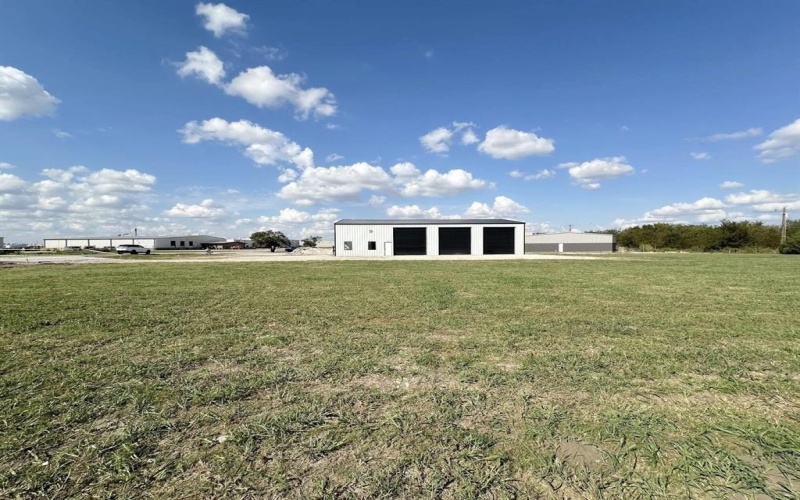 1704 Westaire Drive, Gainesville, TX 76240, ,Otro,En Venta,1704 Westaire Drive,0,21118743