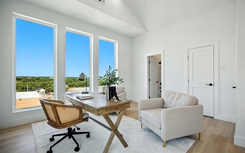 312 N Lancaster Avenue #Bldg 1, Dallas, TX 75203, 3 Bedrooms Bedrooms, ,3 BathroomsBathrooms,Residential,For Sale,312 N Lancaster Avenue,0,21118775