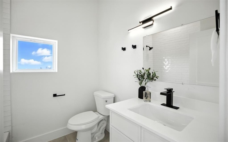 312 N Lancaster Avenue #Bldg 1, Dallas, TX 75203, 3 Bedrooms Bedrooms, ,3 BathroomsBathrooms,Residential,For Sale,312 N Lancaster Avenue,0,21118775