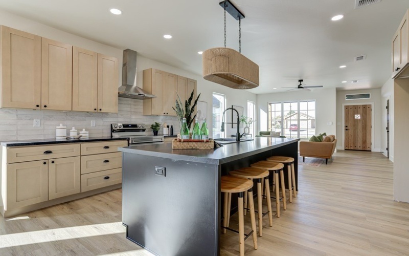 305 SW Ave. L, Seminole, TX 79360, 3 Habitaciones Habitaciones , ,2 BañosBaños,Residential,En Venta,305 SW Ave. L,0,164642