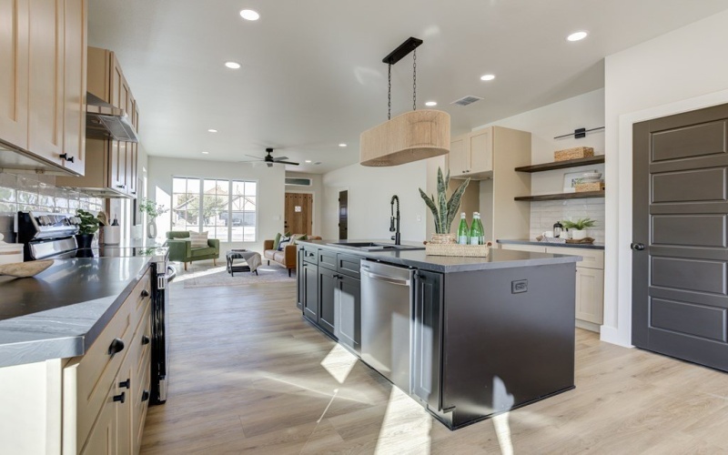 305 SW Ave. L, Seminole, TX 79360, 3 Habitaciones Habitaciones , ,2 BañosBaños,Residential,En Venta,305 SW Ave. L,0,164642