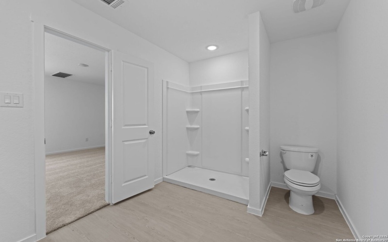 121 Oak Hurst Dr, Floresville, TX 78114, 4 Habitaciones Habitaciones , ,2 BañosBaños,Residential,En Venta,121 Oak Hurst Dr,0,1924568