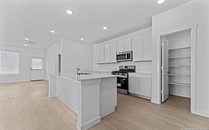 716 Horsetail Ln, New Braunfels, TX 78130, 4 Bedrooms Bedrooms, ,3 BathroomsBathrooms,Residential,For Sale,716 Horsetail Ln,0,1924573