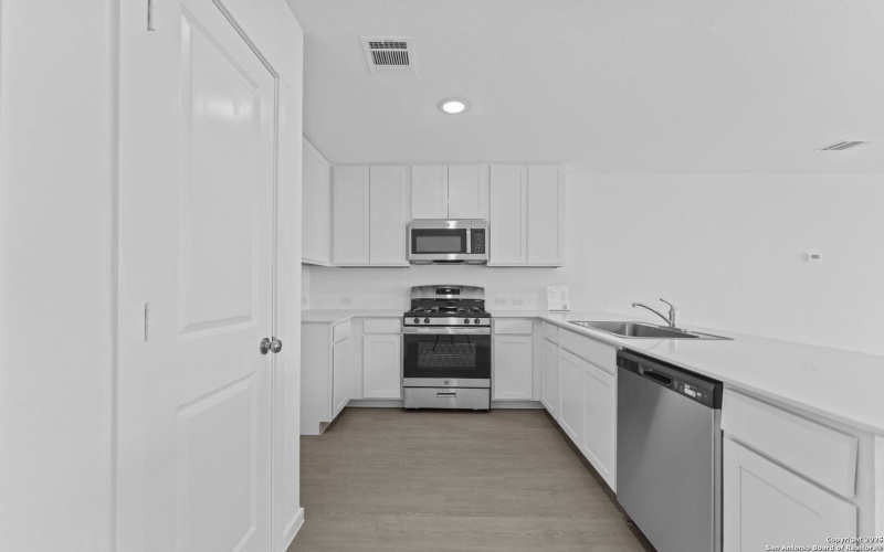 3785 Swift Fox Rd, New Braunfels, TX 78130, 4 Habitaciones Habitaciones , ,2 BañosBaños,Residential,En Venta,3785 Swift Fox Rd,0,1924576