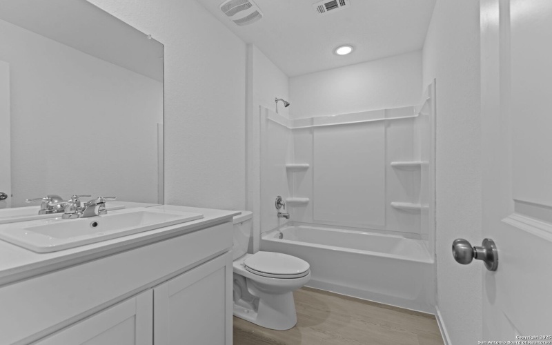 3769 Swift Fox Rd, New Braunfels, TX 78130, 3 Habitaciones Habitaciones , ,2 BañosBaños,Residential,En Venta,3769 Swift Fox Rd,0,1924580