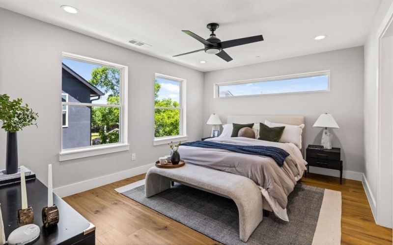 4707 Virginia Avenue #3, Dallas, TX 75204, 2 Bedrooms Bedrooms, ,3 BathroomsBathrooms,Residential,For Sale,4707 Virginia Avenue,0,21118294