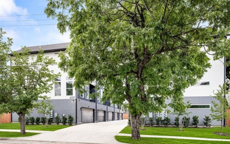 4707 Virginia Avenue #3, Dallas, TX 75204, 2 Bedrooms Bedrooms, ,3 BathroomsBathrooms,Residential,For Sale,4707 Virginia Avenue,0,21118294