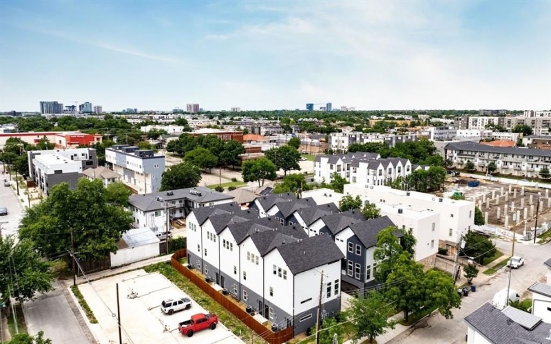 4707 Virginia Avenue #3, Dallas, TX 75204, 2 Bedrooms Bedrooms, ,3 BathroomsBathrooms,Residential,For Sale,4707 Virginia Avenue,0,21118294