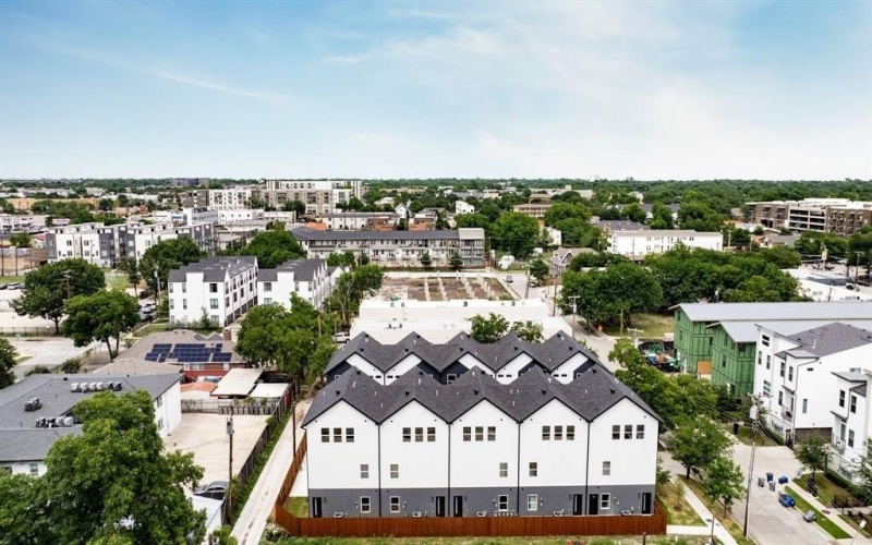 4707 Virginia Avenue #3, Dallas, TX 75204, 2 Bedrooms Bedrooms, ,3 BathroomsBathrooms,Residential,For Sale,4707 Virginia Avenue,0,21118294
