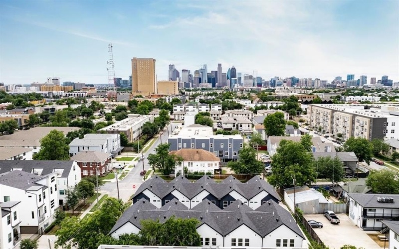 4707 Virginia Avenue #3, Dallas, TX 75204, 2 Bedrooms Bedrooms, ,3 BathroomsBathrooms,Residential,For Sale,4707 Virginia Avenue,0,21118294