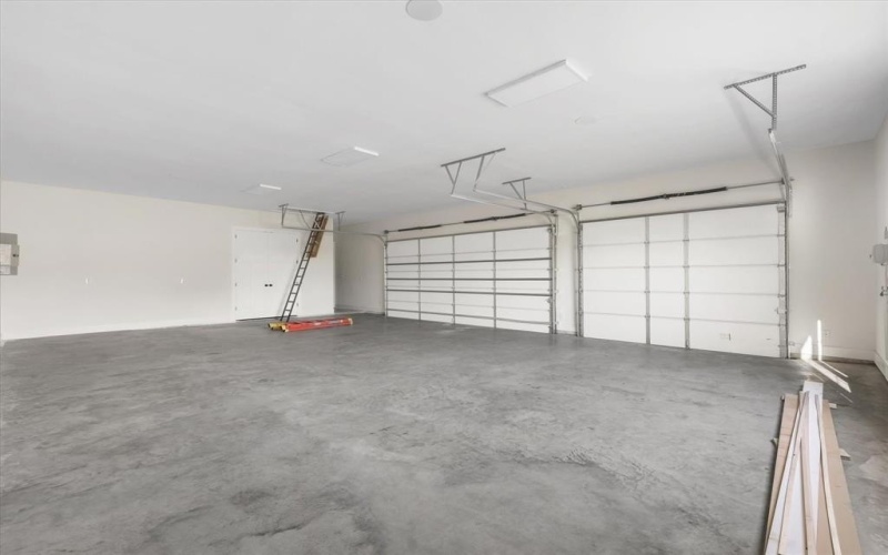 2704 Veridian Point Drive, Burleson, TX 76028, 4 Bedrooms Bedrooms, ,3 BathroomsBathrooms,Residential,For Sale,2704 Veridian Point Drive,0,21118336