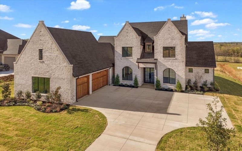 2704 Veridian Point Drive, Burleson, TX 76028, 4 Bedrooms Bedrooms, ,3 BathroomsBathrooms,Residential,For Sale,2704 Veridian Point Drive,0,21118336
