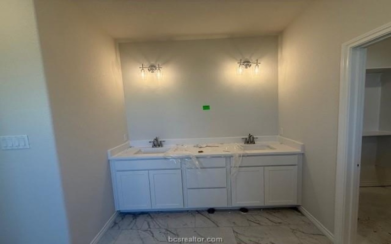 6303 Trado Drive, College Station, TX 77845, 4 Bedrooms Bedrooms, ,3 BathroomsBathrooms,Residential,For Sale,6303 Trado Drive,0,25012016