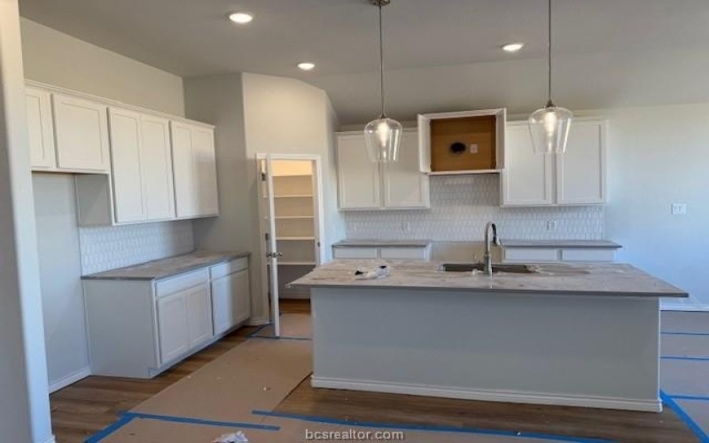 7802 Redbud Road, Navasota, TX 77868, 4 Bedrooms Bedrooms, ,2 BathroomsBathrooms,Residential,For Sale,7802 Redbud Road,0,25012295