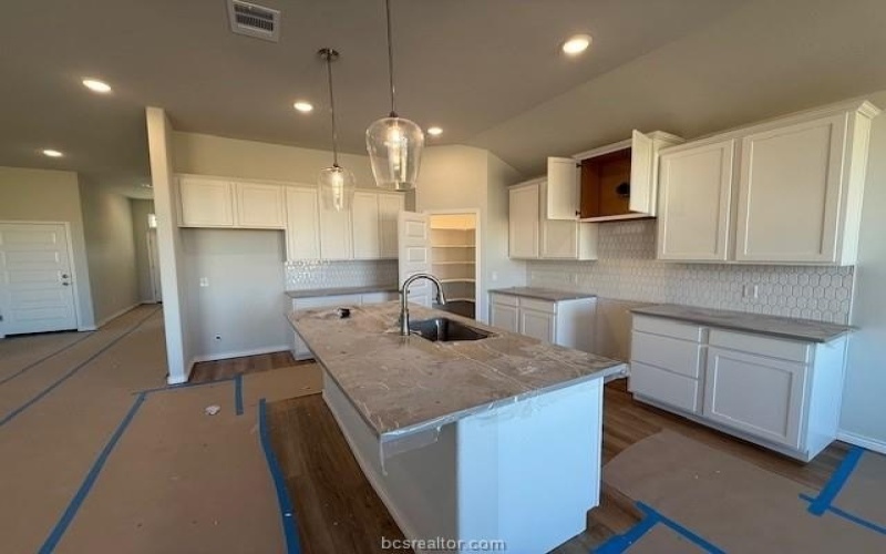 7802 Redbud Road, Navasota, TX 77868, 4 Bedrooms Bedrooms, ,2 BathroomsBathrooms,Residential,For Sale,7802 Redbud Road,0,25012295