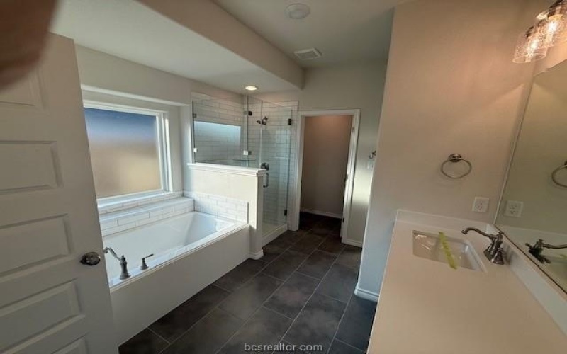 7809 Redbud Road, Navasota, TX 77868, 3 Habitaciones Habitaciones , ,2 BañosBaños,Residential,En Venta,7809 Redbud Road,0,25012296