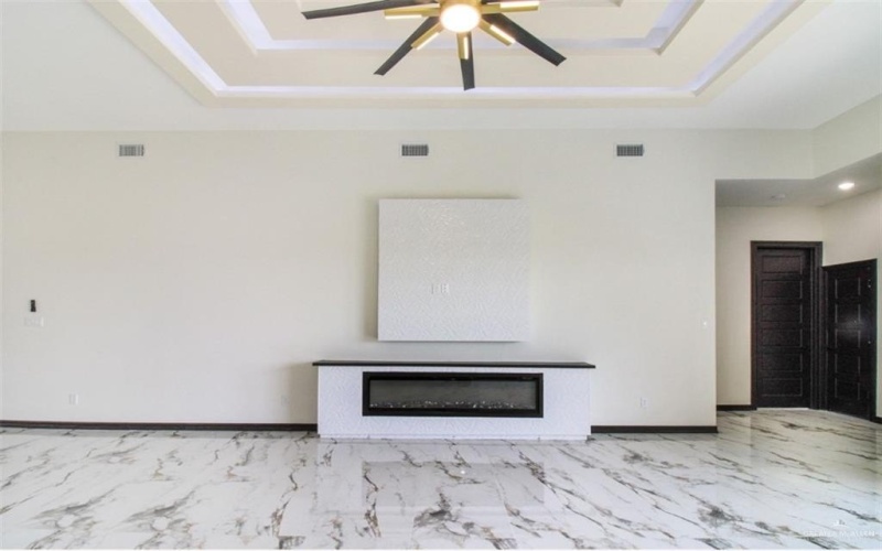 203 N 31st Street, Hidalgo, TX 78557, 4 Bedrooms Bedrooms, ,3 BathroomsBathrooms,Residential,For Sale,203 N 31st Street,0,487581