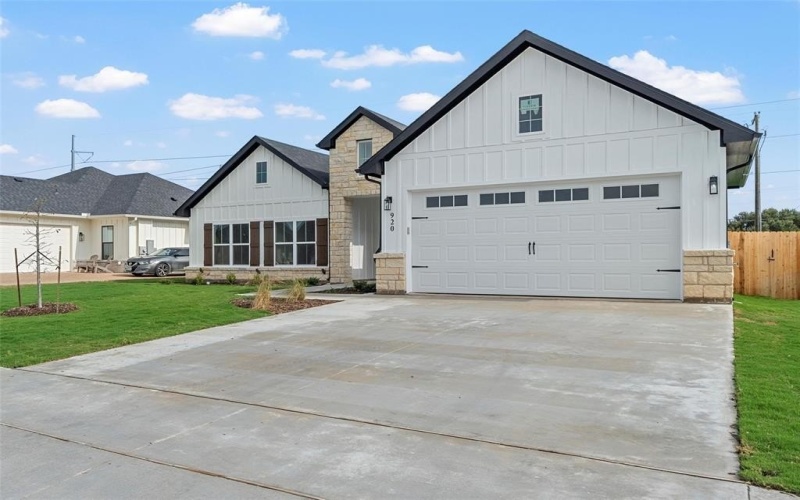 920 Gallant Fox Road, Hewitt, TX 76643, 4 Bedrooms Bedrooms, ,3 BathroomsBathrooms,Residential,For Sale,920 Gallant Fox Road,0,21105905