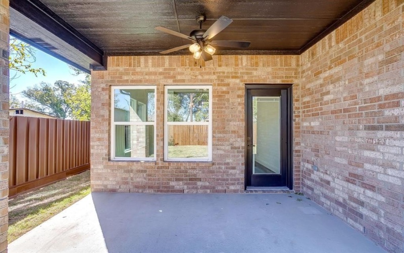 5618 Yeary Street, Sansom Park, TX 76114, 4 Habitaciones Habitaciones , ,2 BañosBaños,Residential,En Venta,5618 Yeary Street,0,21117958