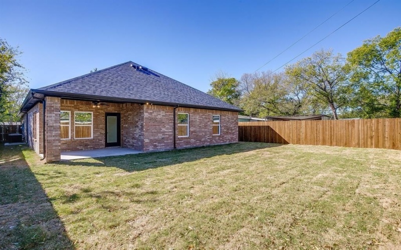 5618 Yeary Street, Sansom Park, TX 76114, 4 Habitaciones Habitaciones , ,2 BañosBaños,Residential,En Venta,5618 Yeary Street,0,21117958