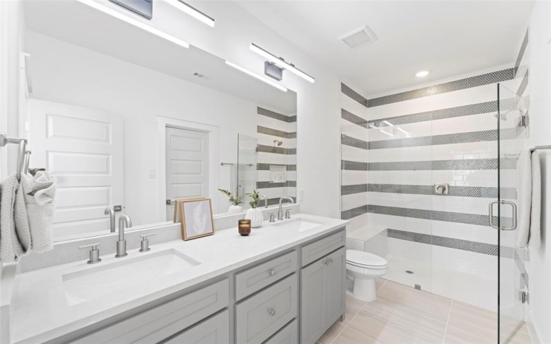 607 E Wood Dell Drive, Glenn Heights, TX 75154, 4 Bedrooms Bedrooms, ,2 BathroomsBathrooms,Residential,For Sale,607 E Wood Dell Drive,0,21118836