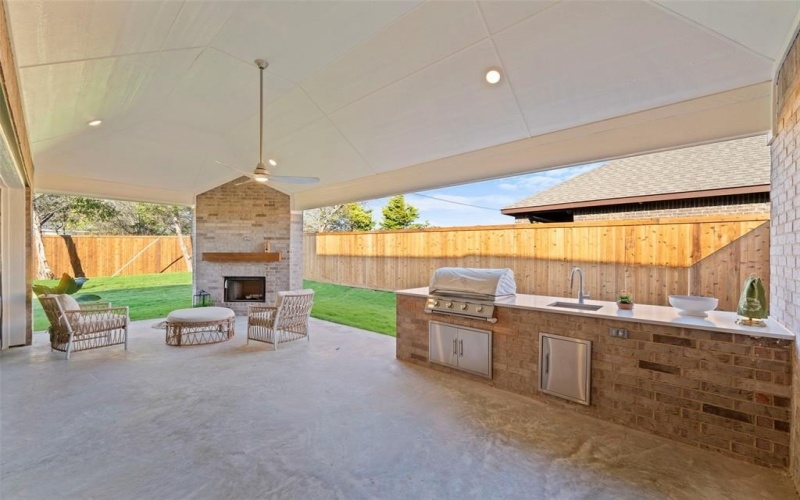 607 E Wood Dell Drive, Glenn Heights, TX 75154, 4 Bedrooms Bedrooms, ,2 BathroomsBathrooms,Residential,For Sale,607 E Wood Dell Drive,0,21118836