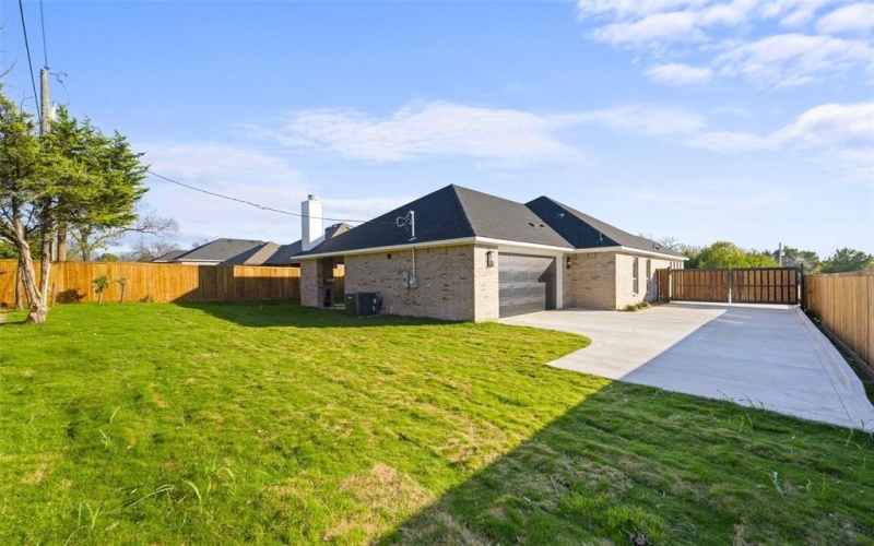 607 E Wood Dell Drive, Glenn Heights, TX 75154, 4 Bedrooms Bedrooms, ,2 BathroomsBathrooms,Residential,For Sale,607 E Wood Dell Drive,0,21118836