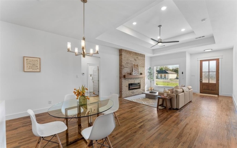 607 E Wood Dell Drive, Glenn Heights, TX 75154, 4 Bedrooms Bedrooms, ,2 BathroomsBathrooms,Residential,For Sale,607 E Wood Dell Drive,0,21118836