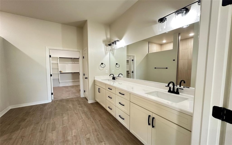 130 Lasso Loop, Lorena, TX 76655, 3 Habitaciones Habitaciones , ,2 BañosBaños,Residential,En Venta,130 Lasso Loop,0,21118957