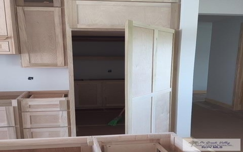 9728 HEIGHTS SOUTH #9, HARLINGEN, TX 78552, 4 Bedrooms Bedrooms, ,2 BathroomsBathrooms,Residential,For Sale,9728 HEIGHTS SOUTH,29764795