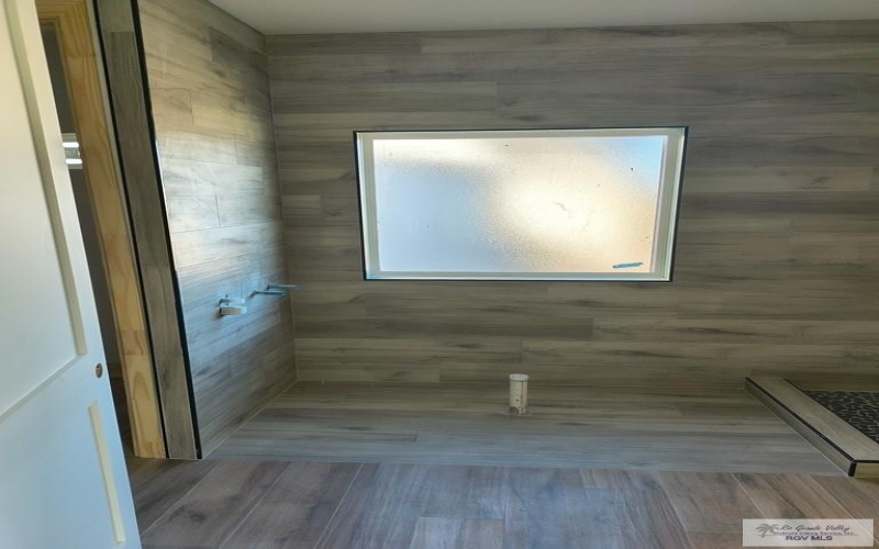 9728 HEIGHTS SOUTH #9, HARLINGEN, TX 78552, 4 Bedrooms Bedrooms, ,2 BathroomsBathrooms,Residential,For Sale,9728 HEIGHTS SOUTH,29764795