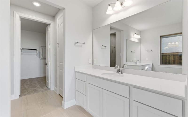 213 Bay Laurel Road, McKinney, TX 75071, 4 Bedrooms Bedrooms, ,5 BathroomsBathrooms,Residential,For Sale,213 Bay Laurel Road,0,21118975