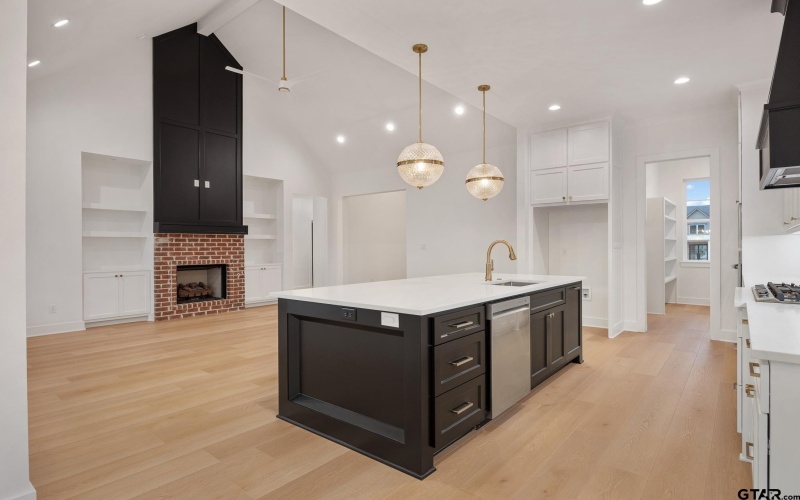 507 Artesian Meadow, Bullard, TX 75757, 4 Bedrooms Bedrooms, ,3 BathroomsBathrooms,Residential,For Sale,507 Artesian Meadow,0,25017037