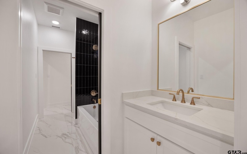 507 Artesian Meadow, Bullard, TX 75757, 4 Bedrooms Bedrooms, ,3 BathroomsBathrooms,Residential,For Sale,507 Artesian Meadow,0,25017037