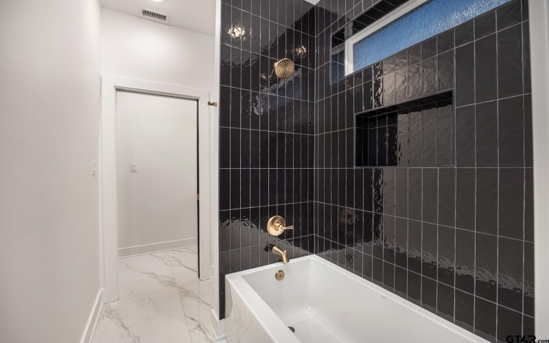 507 Artesian Meadow, Bullard, TX 75757, 4 Bedrooms Bedrooms, ,3 BathroomsBathrooms,Residential,For Sale,507 Artesian Meadow,0,25017037