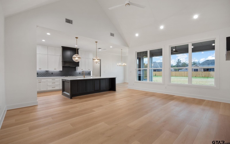 507 Artesian Meadow, Bullard, TX 75757, 4 Bedrooms Bedrooms, ,3 BathroomsBathrooms,Residential,For Sale,507 Artesian Meadow,0,25017037