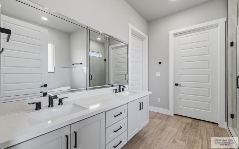 3401 KALLIE CT., HARLINGEN, TX 78550, 4 Habitaciones Habitaciones , ,2 BañosBaños,Residential,En Venta,3401 KALLIE CT.,0,29770188