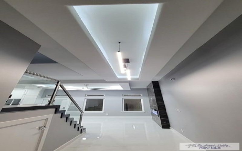 3107 BOCA CHICA BLVD. #1, BROWNSVILLE, TX 78520, 3 Bedrooms Bedrooms, ,2 BathroomsBathrooms,Residential,For Sale,3107 BOCA CHICA BLVD.,0,29770191