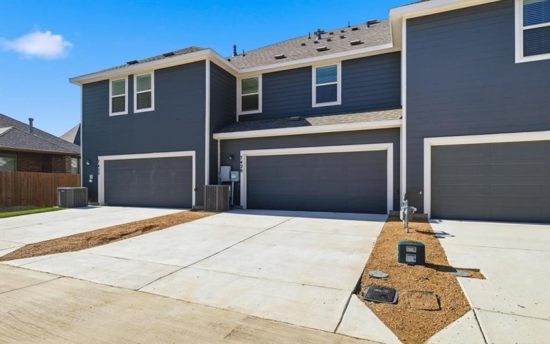 7420 Rosetta Drive, Fort Worth, TX 76123, 3 Bedrooms Bedrooms, ,2 BathroomsBathrooms,Residential,For Sale,7420 Rosetta Drive,0,21108633