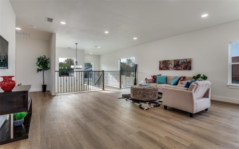 1409 Doyle Avenue, Dallas, TX 75203, 3 Habitaciones Habitaciones , ,3 BañosBaños,Residential,En Venta,1409 Doyle Avenue,0,21111825