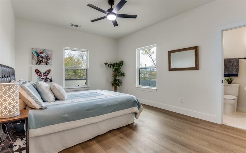 1409 Doyle Avenue, Dallas, TX 75203, 3 Habitaciones Habitaciones , ,3 BañosBaños,Residential,En Venta,1409 Doyle Avenue,0,21111825