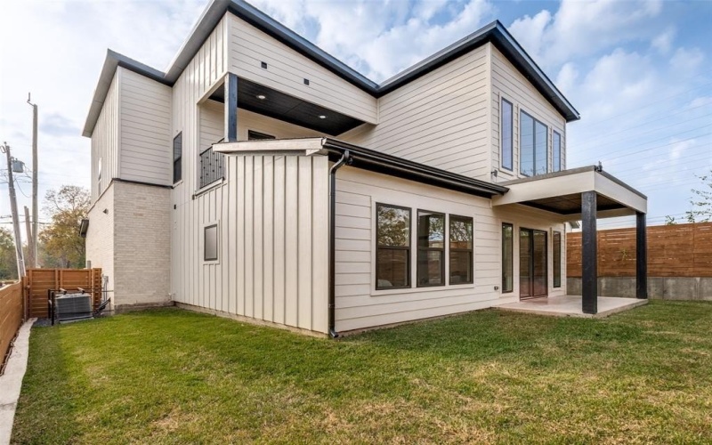 1409 Doyle Avenue, Dallas, TX 75203, 3 Habitaciones Habitaciones , ,3 BañosBaños,Residential,En Venta,1409 Doyle Avenue,0,21111825